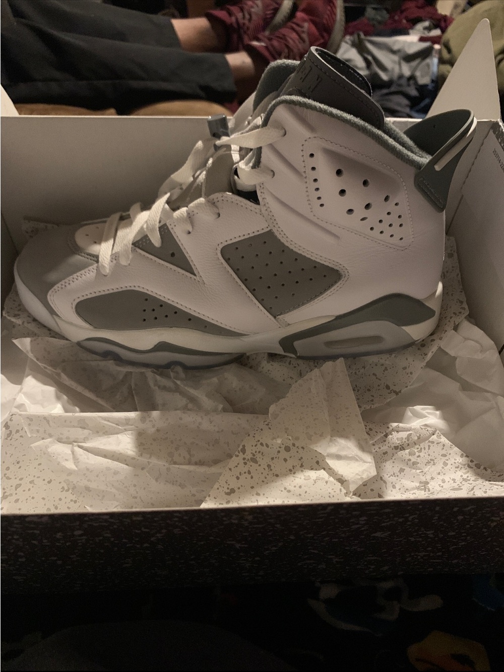 Air-inspired High-Top Basketball Shoes - White/Gray